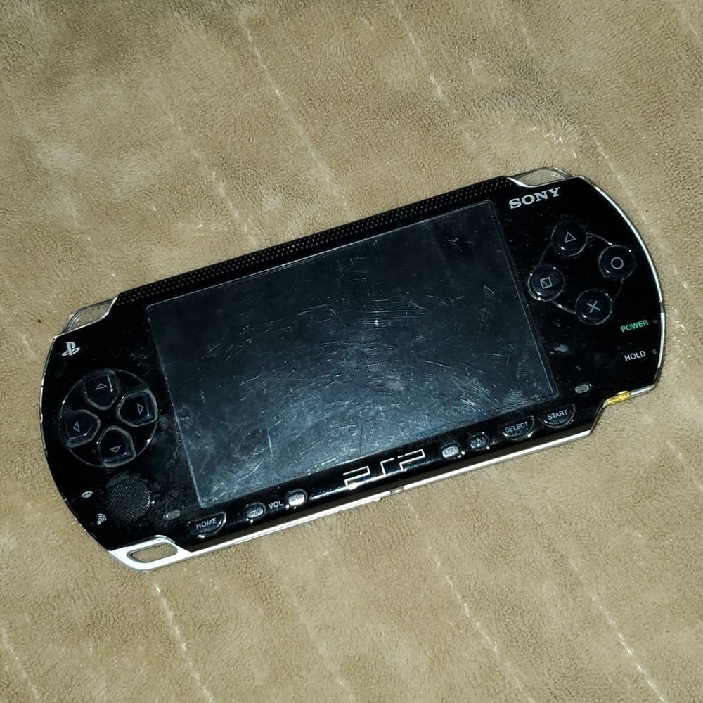 Sony Playstation PSP - Picture 1 of 3